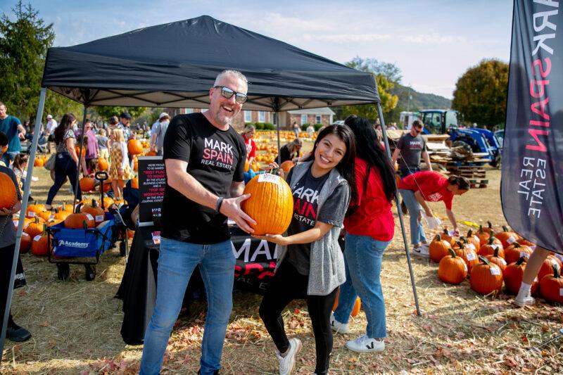 Mark Spain Real Estate agents giving back to the community